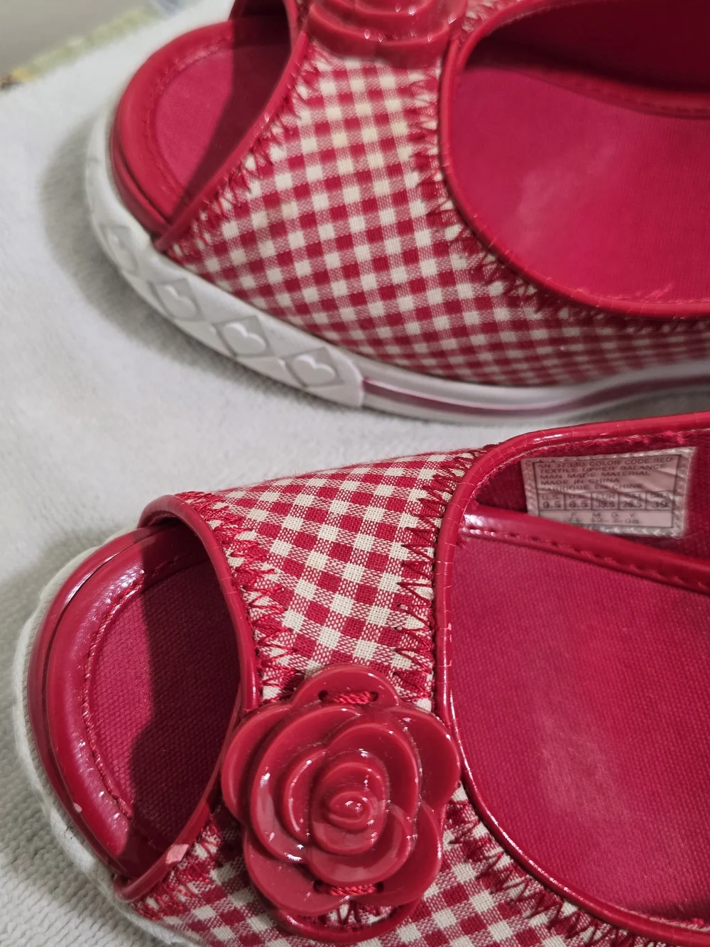 Skechers Women's Red Gingham Peep-Toe Flats